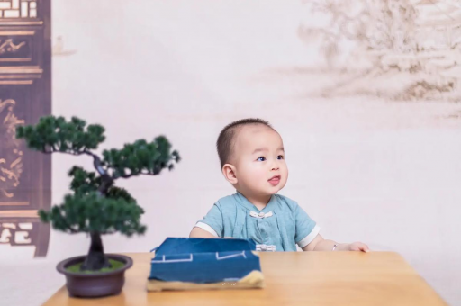 安顺八个月宝宝可以吃盐吗